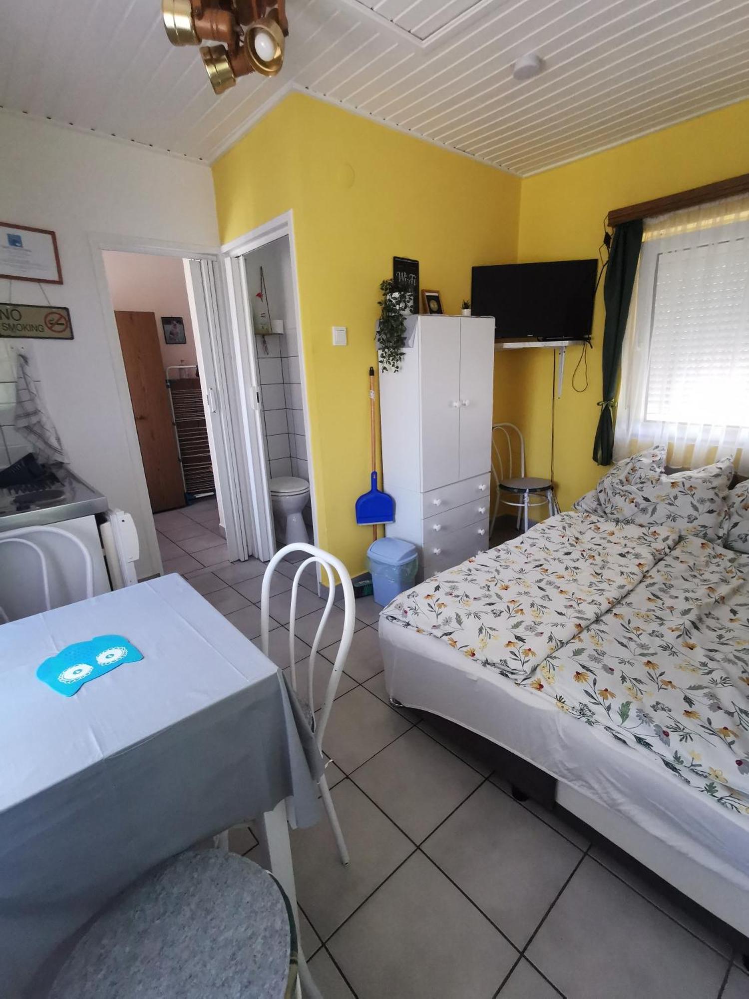 Oazis Apartman Szántód Værelse billede