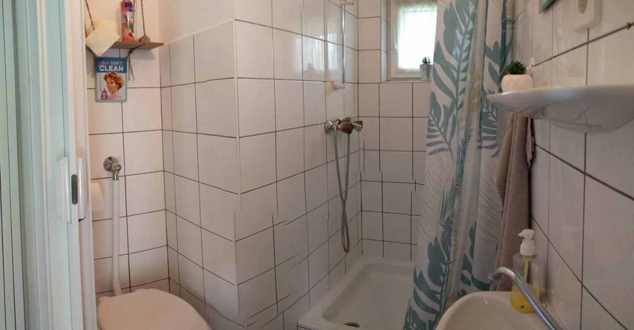 Oazis Apartman Szántód Eksteriør billede